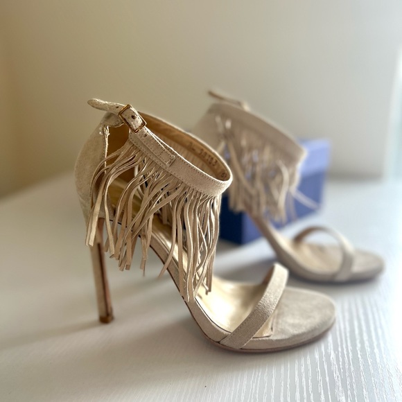 Stuart Weitzman Lovefringe Suede Sandal - size 6.5 - Picture 6 of 9